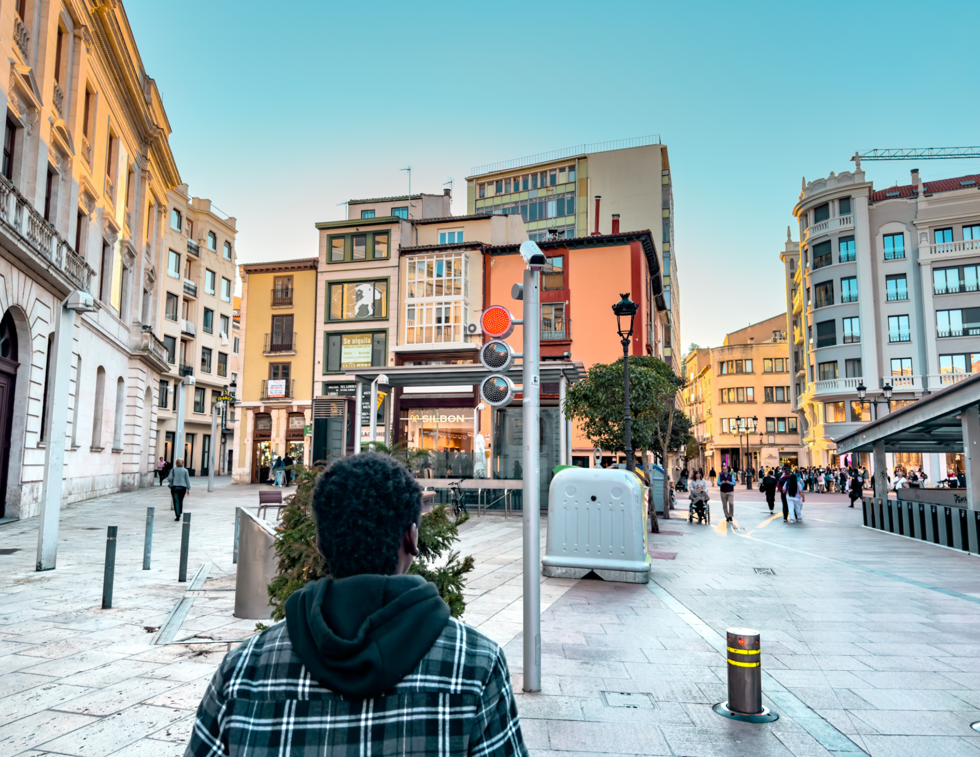 Burgos Travel Guide (16).png